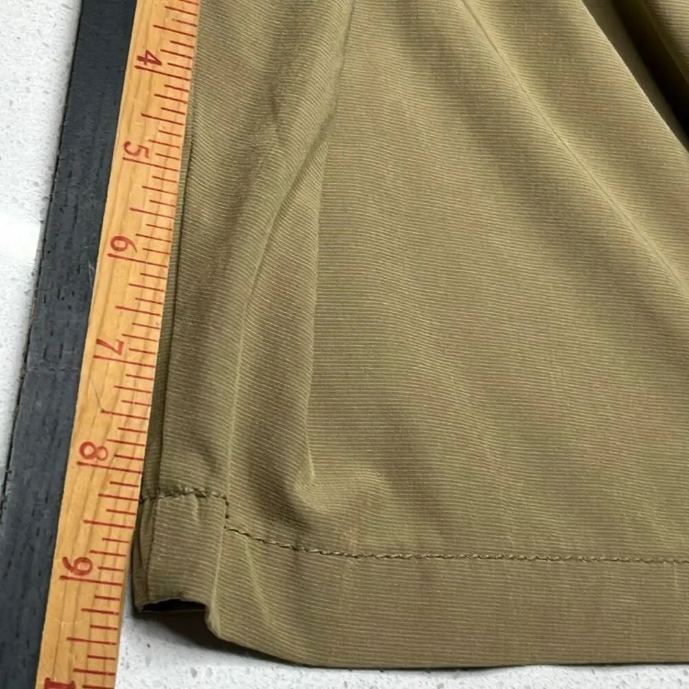 Banana Republic excellent see